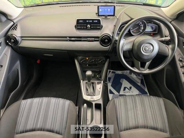 Mazda DEMIO 2015-04 390484-1