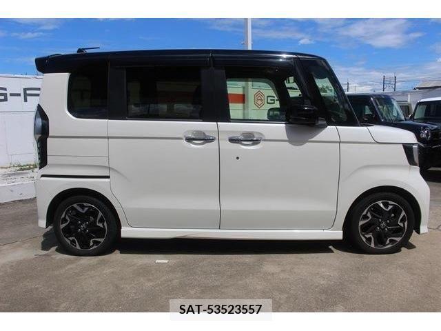 Honda N BOX CUSTOM 2017-09 364765-7