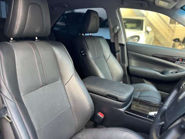 Toyota CROWN SEDAN 2016-07 15374-13