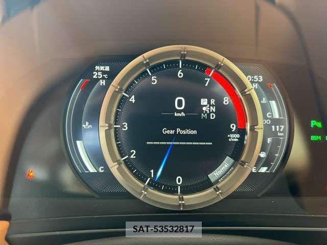 Lexus LC 2023-01 208220-11