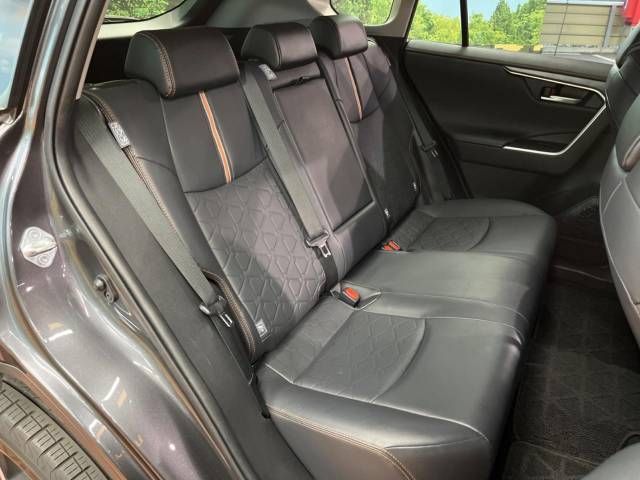 Toyota RAV4 2020-02 19157-11