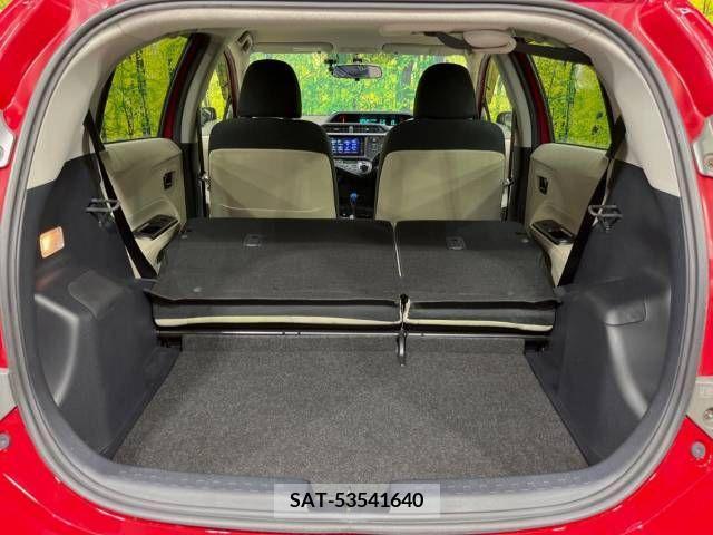 Toyota AQUA 2012-02 338423-10