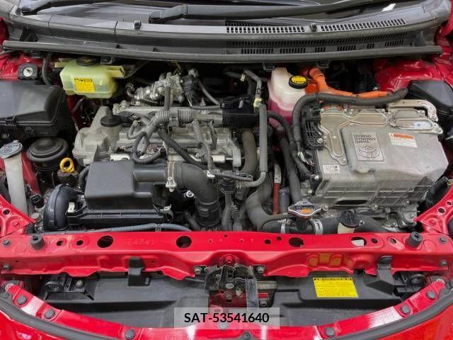 Toyota AQUA 2012-02 338423-18