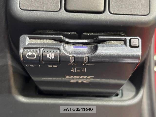 Toyota AQUA 2012-02 338423-5