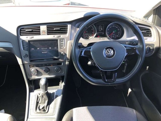 VolksWagen GOLF 2016-05 13504-4