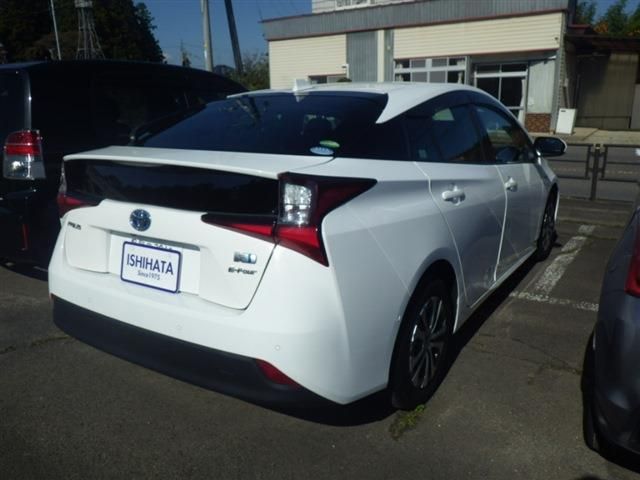 Toyota PRIUS 2020-02 13208-1