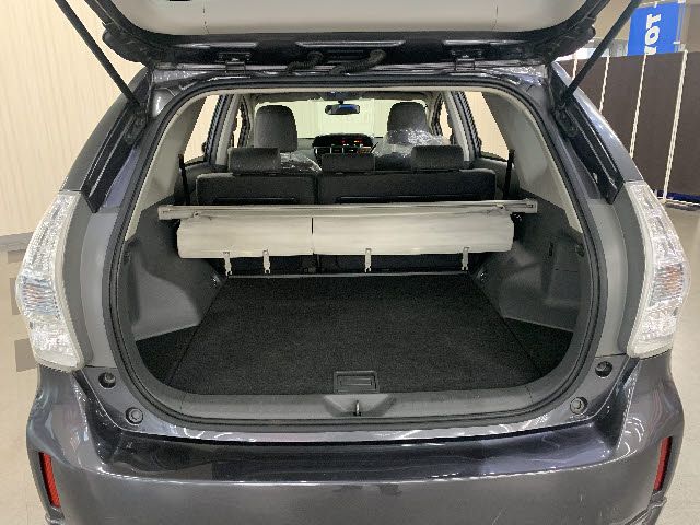 Toyota PRIUS ALPHA 2012-03 8039-20