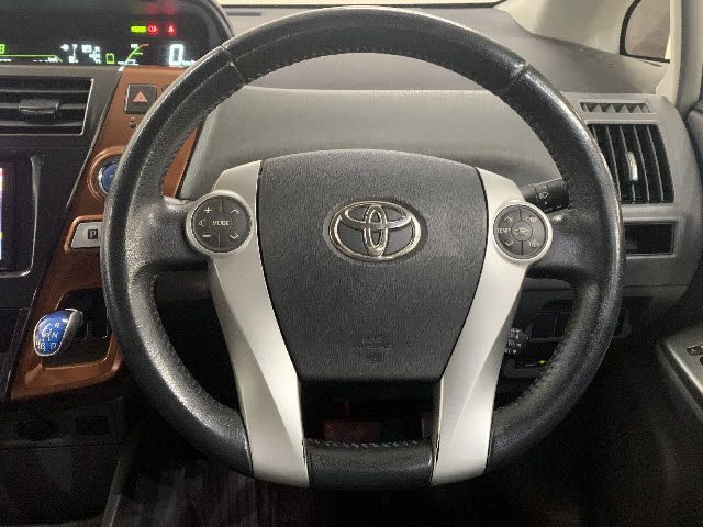 Toyota PRIUS ALPHA 2012-03 8039-13