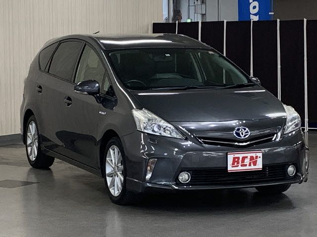 Toyota PRIUS ALPHA 2012-03 8039-6
