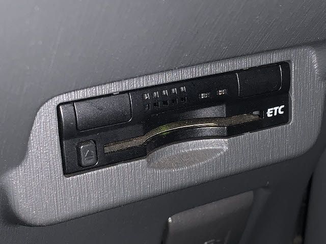 Toyota PRIUS ALPHA 2012-03 8039-11