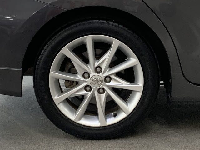 Toyota PRIUS ALPHA 2012-03 8039-26