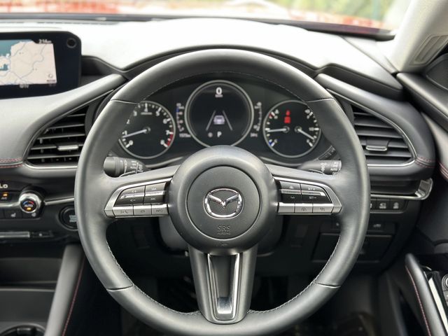 Mazda MAZDA3 2022-10 23874-9