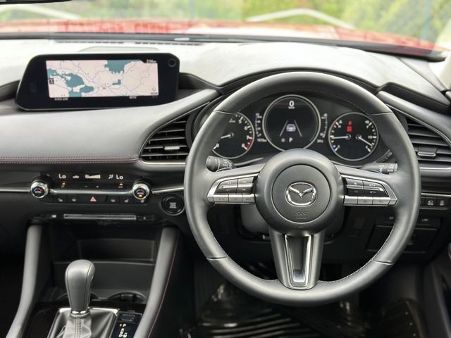 Mazda MAZDA3 2022-10 23874-2