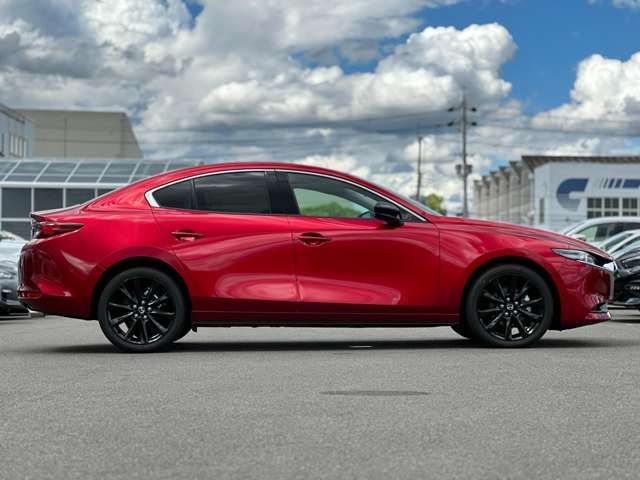 Mazda MAZDA3 2022-10 23874-27