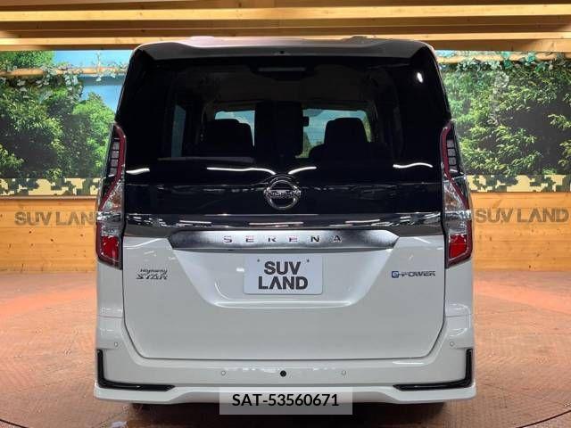 Nissan SERENA 2022-12 377644-17