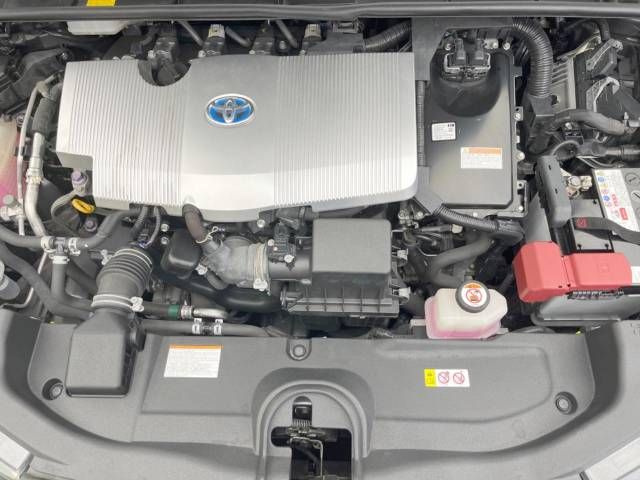 Toyota PRIUS 2018-04 13144-19