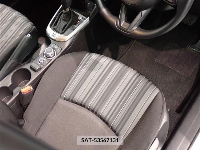 Mazda MAZDA2 2022-09 338537-22
