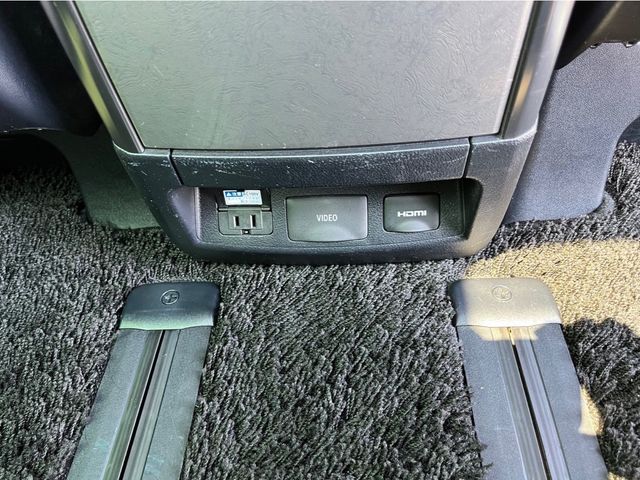 Toyota VELLFIRE 2019-01 4581-19
