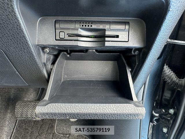 Toyota ESQUIRE 2016-04 321486-17