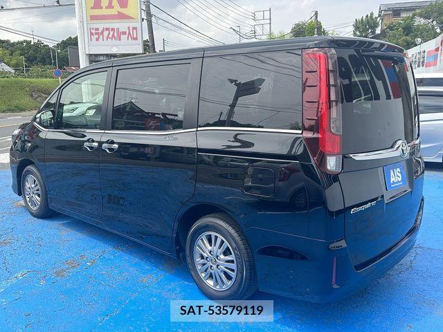 Toyota ESQUIRE 2016-04 321486-4