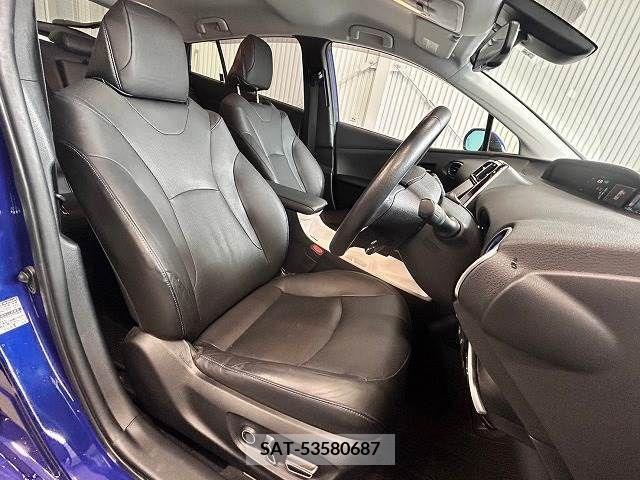 Toyota PRIUS 2016-08 281911-8