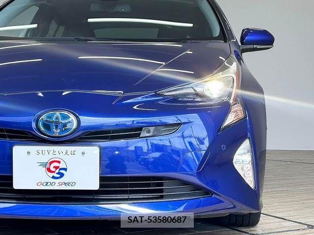 Toyota PRIUS 2016-08 281911-17
