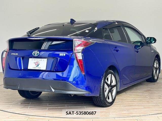 Toyota PRIUS 2016-08 281911-15