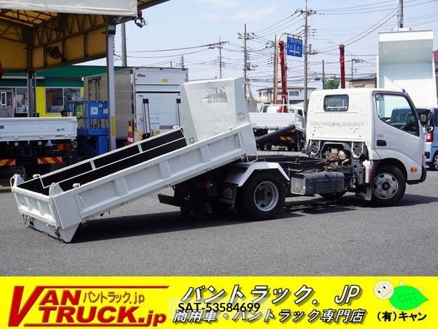 Hino DUTRO 2016-11 332761-0