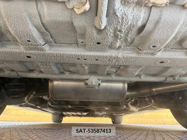 Honda e 2017-08 217392-18