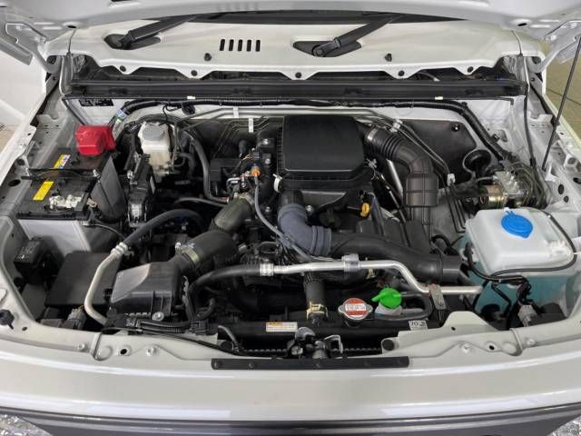 Suzuki JIMNY 2022-08 194731-18