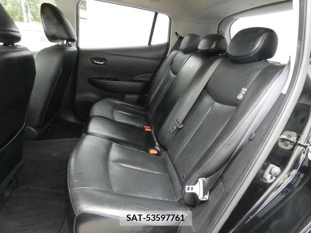 Nissan LEAF 2013-02 385952-9