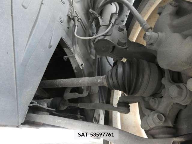 Nissan LEAF 2013-02 385952-19