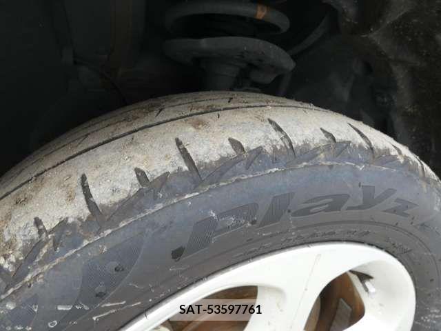 Nissan LEAF 2013-02 385952-18