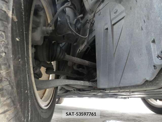 Nissan LEAF 2013-02 385952-17