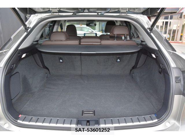 Toyota SPADE 2015-09 219042-18