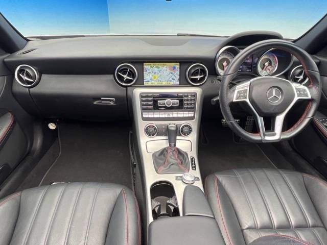 Mercedes Benz SLK 2011-12 27420-1