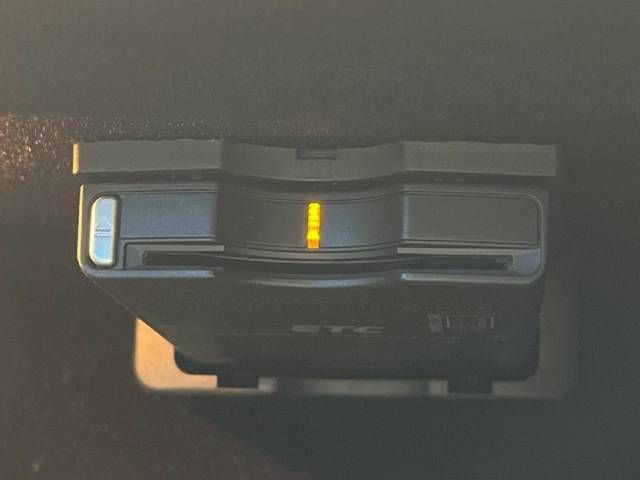 Mercedes Benz SLK 2011-12 27420-7