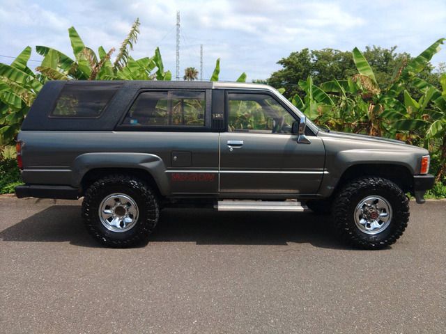 Toyota HILUX SURF 1988-05 4976-9