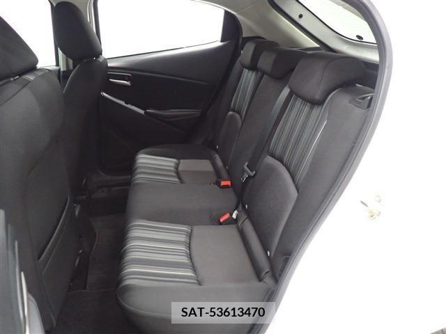 Mazda MAZDA2 2022-04 397184-24