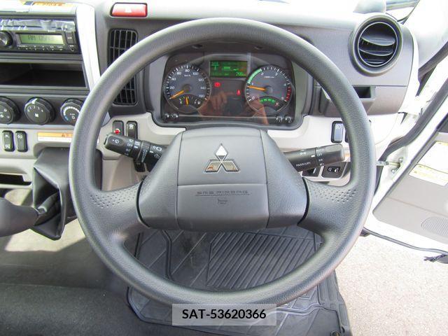 Mitsubishi CANTER 2023-11 263478-15