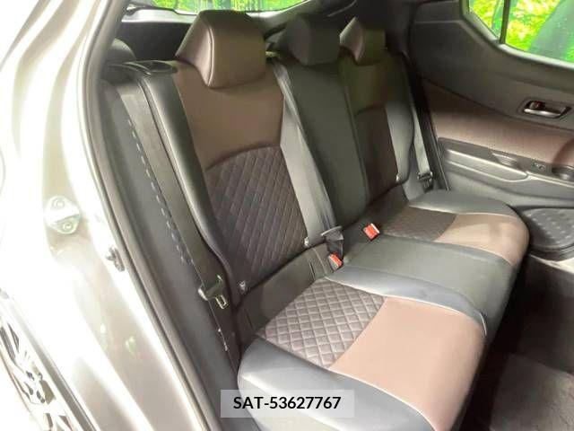 Toyota C-HR 2017-03 389939-9