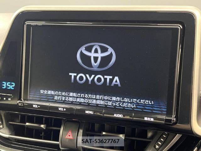 Toyota C-HR 2017-03 389939-3