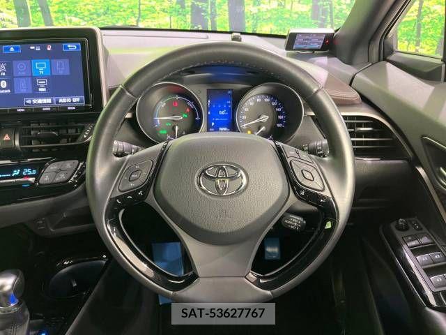 Toyota C-HR 2017-03 389939-11