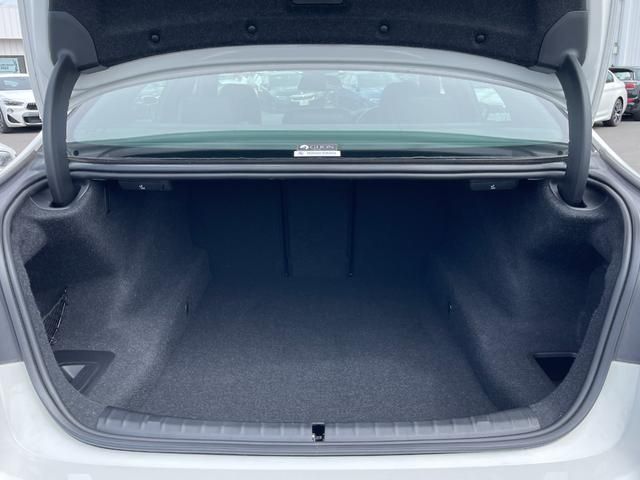 Bmw 5 SERIES 2022-08 7757-13