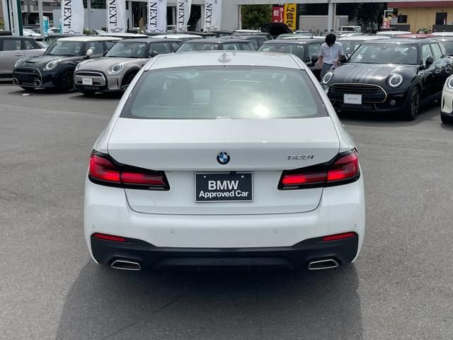 Bmw 5 SERIES 2022-08 7757-9