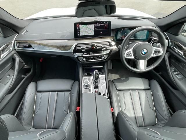 Bmw 5 SERIES 2022-08 7757-1