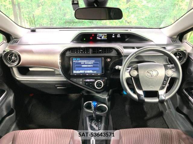Toyota AQUA 2017-06 222396-1