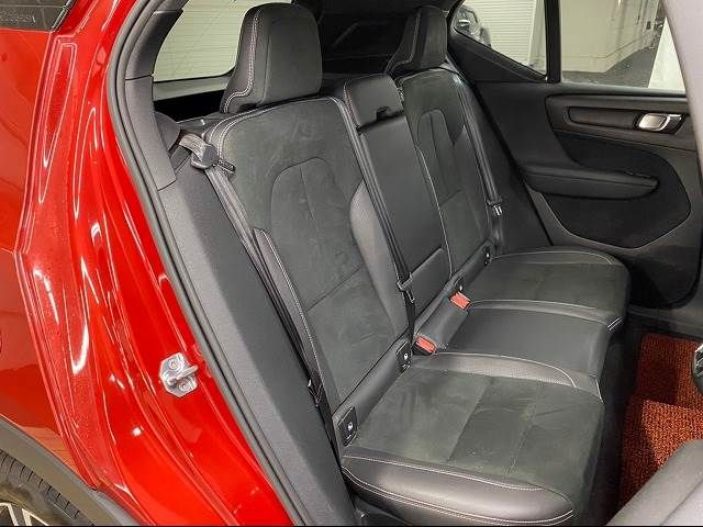 Volvo XC40 2019-03 22256-9