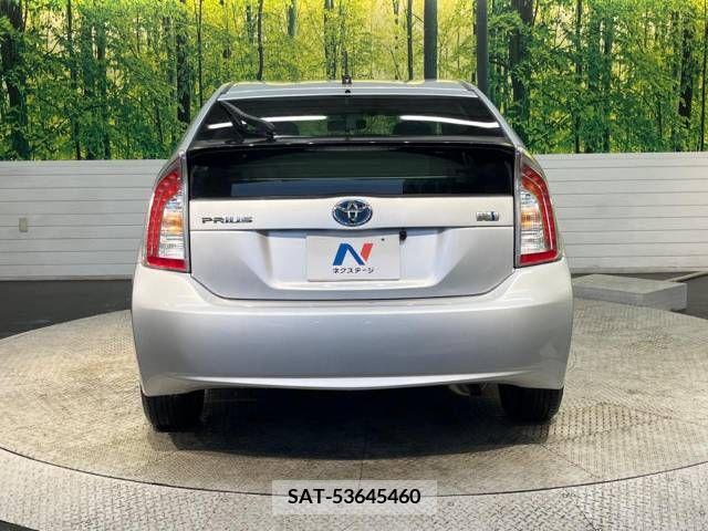 Toyota PRIUS 2016-02 281971-15