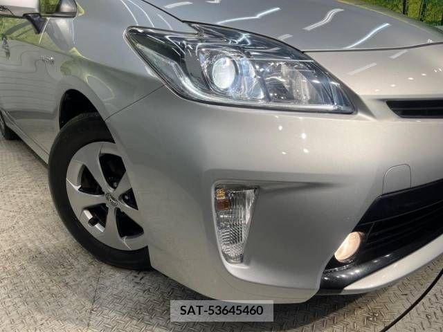 Toyota PRIUS 2016-02 281971-12